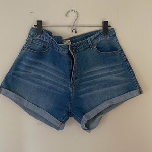 Encore Jeans Blue Jean Shorts with Cuffed Hem Size 3XL